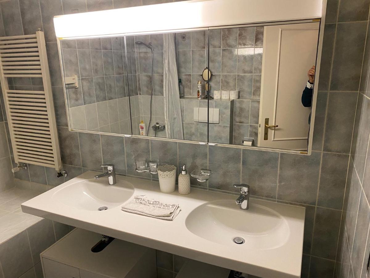 Geneve, Plein Centre,Belle Vue Lac, Splendide Et Grand Appartement Buitenkant foto